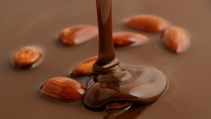 extra_large-1466144127-chocolate-and-almonds